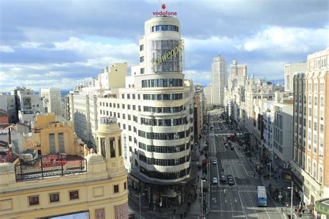 guía gay madrid|La Guía Gay definitiva de Madrid: bares, hoteles, saunas y。